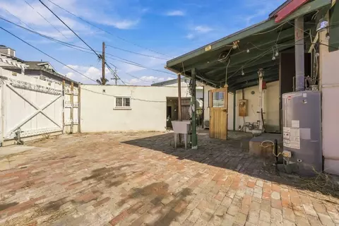 Exterior - 848 Olive Ave, Coronado, CA 92118 photo 10 of 12