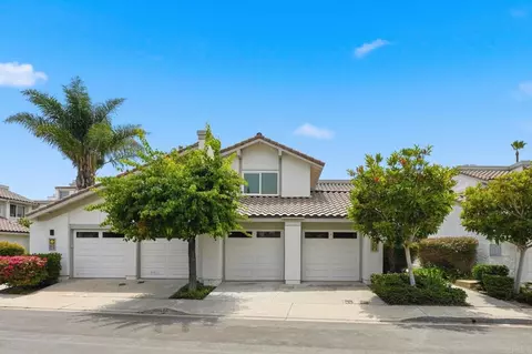 Exterior - 94 Kingston Ct W, Coronado, CA 92118 photo 3 of 5