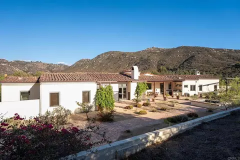 Exterior - 18575 Wild Horse Crk, Poway, CA 92064 photo 3 of 21