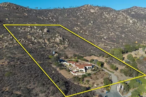 View/Area - 18575 Wild Horse Crk, Poway, CA 92064 photo 2 of 3