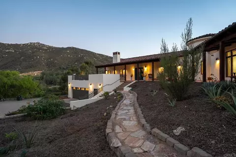 Exterior - 18575 Wild Horse Crk, Poway, CA 92064 photo 14 of 21