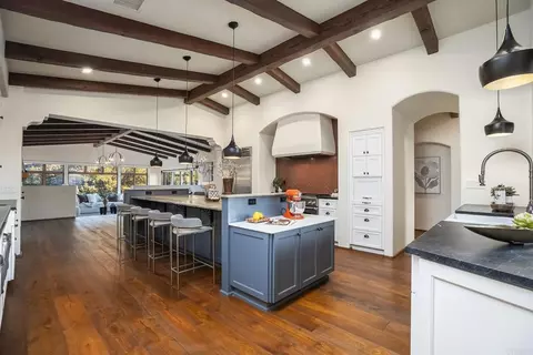 Kitchen - 18575 Wild Horse Crk, Poway, CA 92064 photo 4 of 9