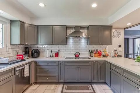 Kitchen - 12456 Wildcat Canyon Rd, Lakeside, CA 92040 photo 2 of 2