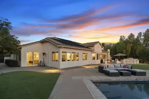 Exterior - 2167 Collomia, Alpine, CA 91901 photo 10 of 12