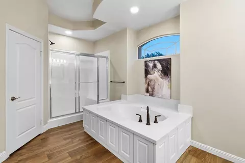Bath - 2167 Collomia, Alpine, CA 91901 photo 5 of 5