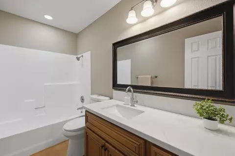 Bath - 9210 Kenwood Dr #K, Spring Valley, CA 91977 photo 2 of 2