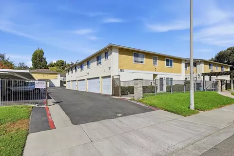Exterior - 9210 Kenwood Dr #K, Spring Valley, CA 91977 photo 6 of 7