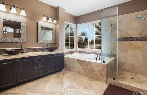 Bath - 113 Gomez Cir, Placentia, CA 92870 photo 4 of 4