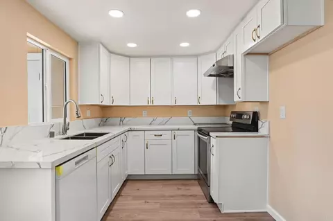 Kitchen - 906 N Fig St #E, Escondido, CA 92026 photo 1 of 3