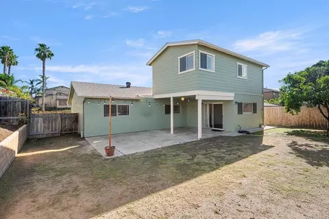 Exterior - 305 E Oxford St, Chula Vista, CA 91911 photo 9 of 10