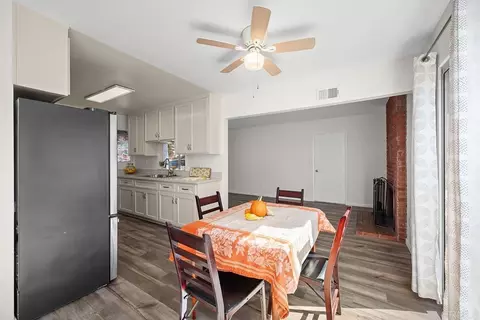 Dining - 305 E Oxford St, Chula Vista, CA 91911 photo 3 of 5