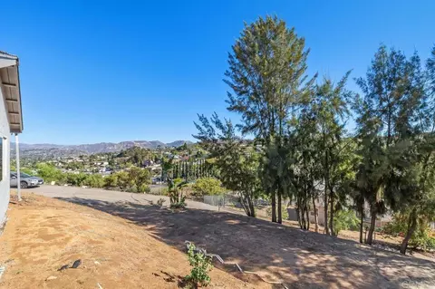 Exterior - 8560 Winter Gardens Blvd, Lakeside, CA 92040 photo 8 of 9