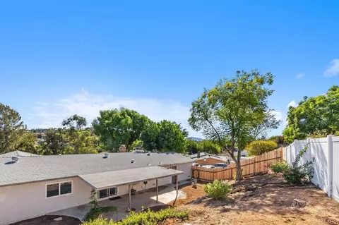 Exterior - 8560 Winter Gardens Blvd, Lakeside, CA 92040 photo 6 of 9