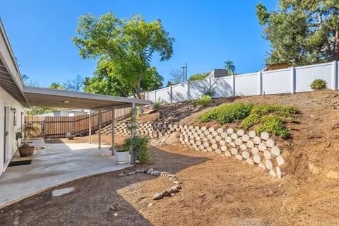 Exterior - 8560 Winter Gardens Blvd, Lakeside, CA 92040 photo 2 of 9