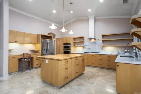 Kitchen - 23648 Old Ranch Rd, Alpine, CA 91901 photo 3 of 8