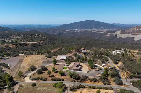 View/Area - 23648 Old Ranch Rd, Alpine, CA 91901 photo 3 of 7