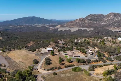 View/Area - 23648 Old Ranch Rd, Alpine, CA 91901 photo 5 of 7