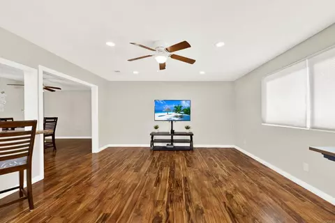 Living - 10432 Timberlane Way, Santee, CA 92071 photo 8 of 10