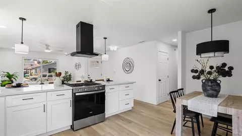 129 Diza Rd, San Ysidro, CA 92173