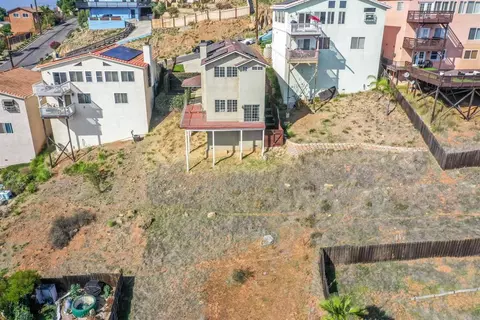 View/Area - 1617 La Presa Ave, Spring Valley, CA 91977 photo 2 of 3