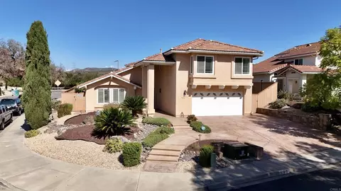 11810 Calamar Dr, San Diego, CA 92124