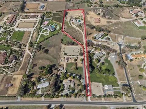 37789 Avenida La Cresta, Murrieta, CA 92562