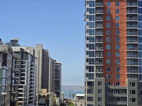 1501 Front St #601, San Diego, CA 92101