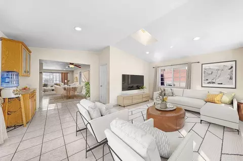 3522 Newberry St, National City, CA 91950