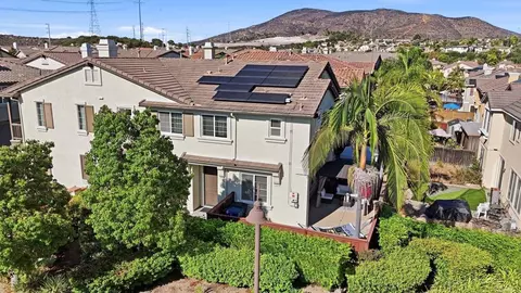 2104 Cantata Dr, Chula Vista, CA 91914