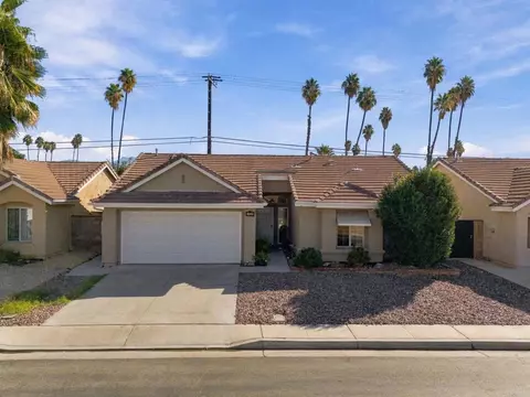 Exterior - 770 Augusta St, Hemet, CA 92545 photo 2 of 11