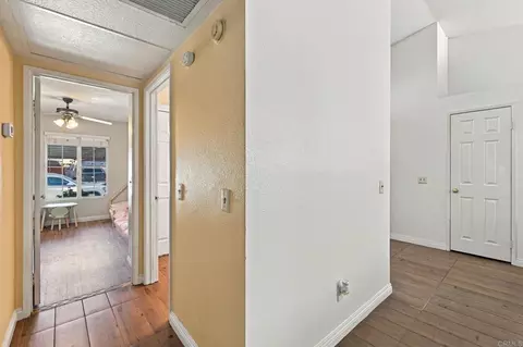 Entry Way - 770 Augusta St, Hemet, CA 92545 photo 5 of 5