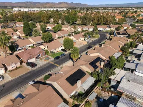 View/Area - 770 Augusta St, Hemet, CA 92545 photo 3 of 5