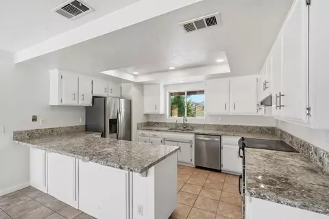 Kitchen - 24940 Abalar Way, Ramona, CA 92065 photo 1 of 2
