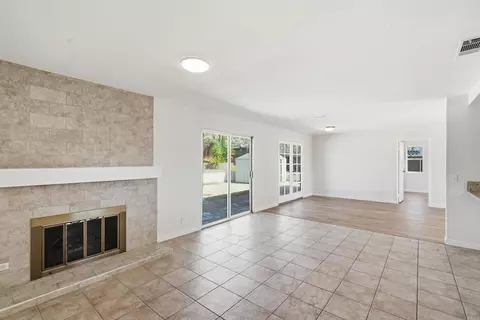 Living - 24940 Abalar Way, Ramona, CA 92065 photo 5 of 5