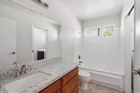 Bath - 24940 Abalar Way, Ramona, CA 92065 photo 2 of 2