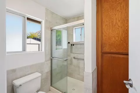 Bath - 24940 Abalar Way, Ramona, CA 92065 photo 1 of 2