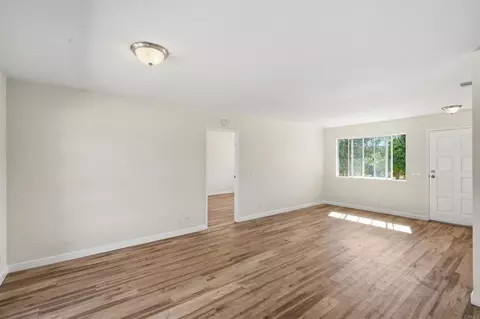 Living - 24940 Abalar Way, Ramona, CA 92065 photo 3 of 5
