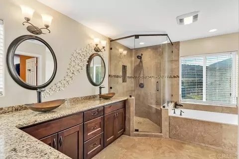 Bath - 1394 Willson Rd, El Cajon, CA 92021 photo 2 of 4