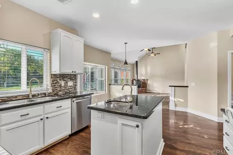 Kitchen - 1394 Willson Rd, El Cajon, CA 92021 photo 5 of 8