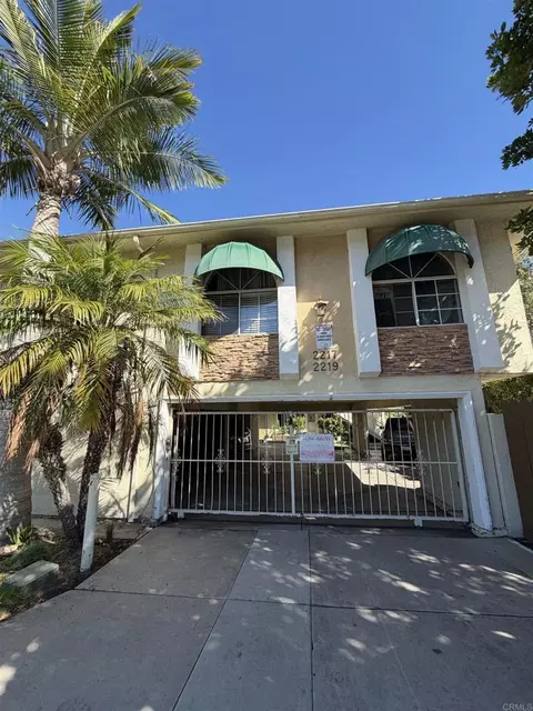 2219 Burroughs Pl #10, San Diego, CA 92111