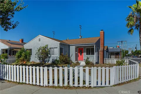 4803 W 121st St, Hawthorne, CA 90250