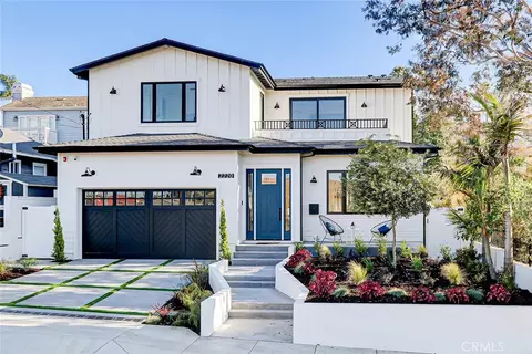 2220 Belmont Ln, Redondo Beach, CA 90278