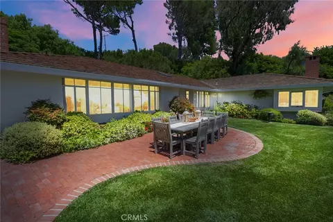 8 Quail Ridge Rd S, Rolling Hills, CA 90274