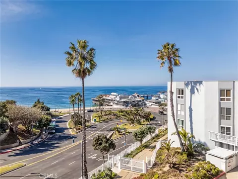 679 The Vlg, Redondo Beach, CA 90277