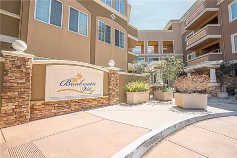 2750 Artesia Blvd #211, Redondo Beach, CA 90278