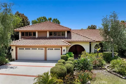 23 Quarterhorse Ln, Rolling Hills Estates, CA 90274