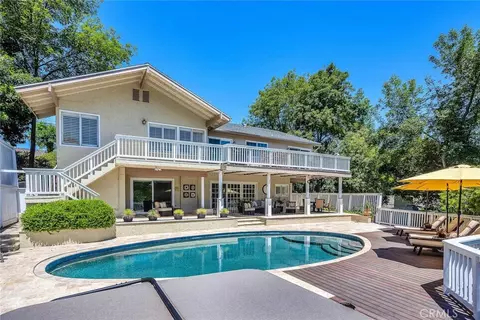 27610 Eastvale Rd, Palos Verdes Peninsula, CA 90274