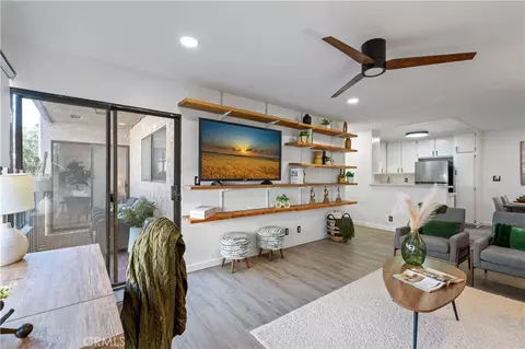 4110 Elm Ave #205, Long Beach, CA 90807