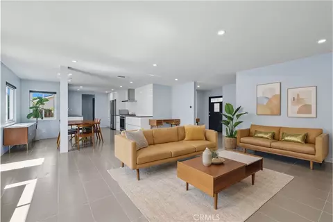 682 E Rowland St, Covina, CA 91723