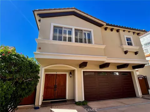227 S Helberta Ave #B, Redondo Beach, CA 90277